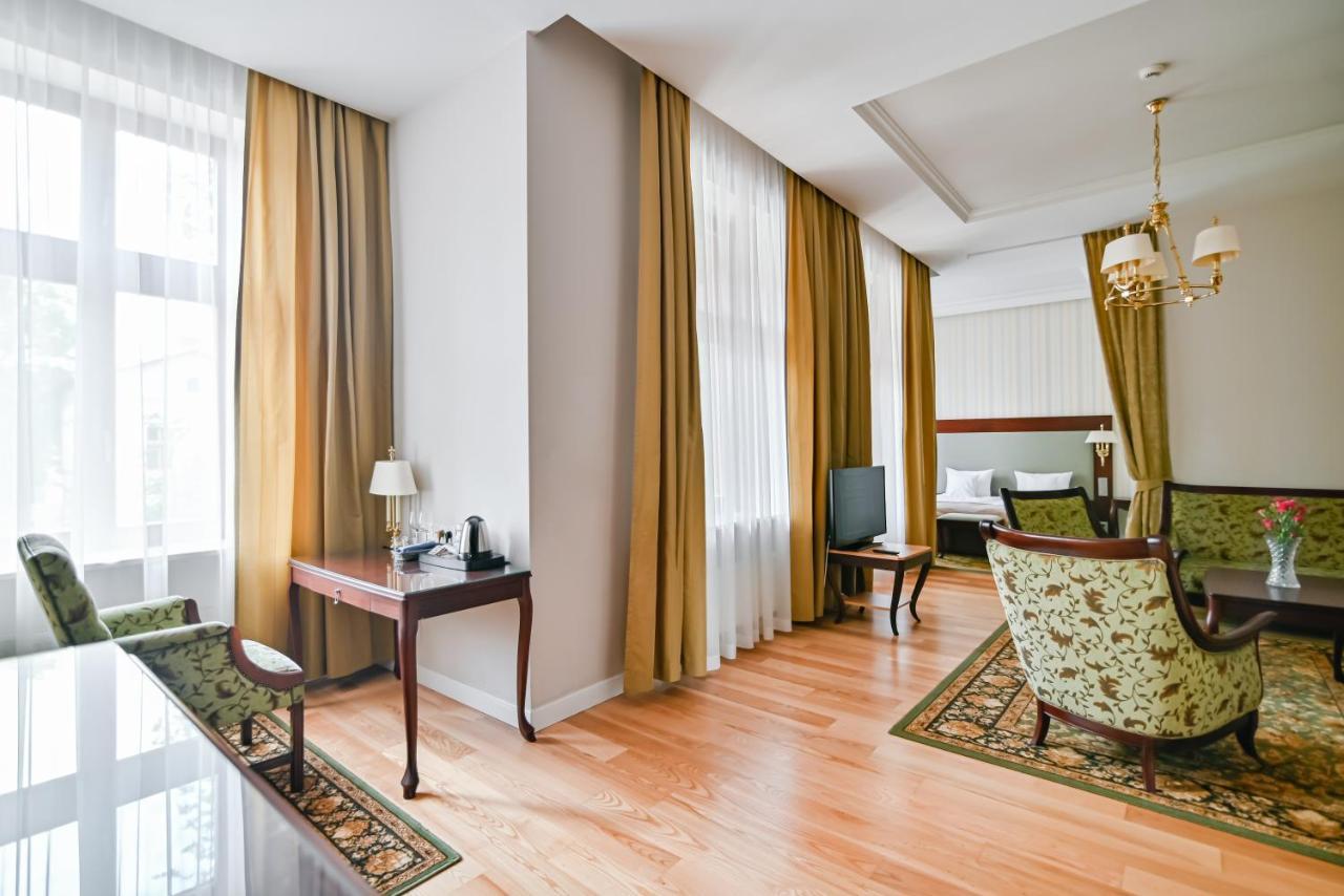Villa Garden Dyplomat ออลชติน ภายนอก รูปภาพ